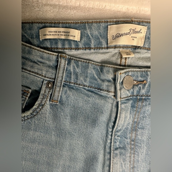 Universal Thread Women's High Waisted Straight Jeans 90's Comfort Stretch 17 R - Picture 10 of 12